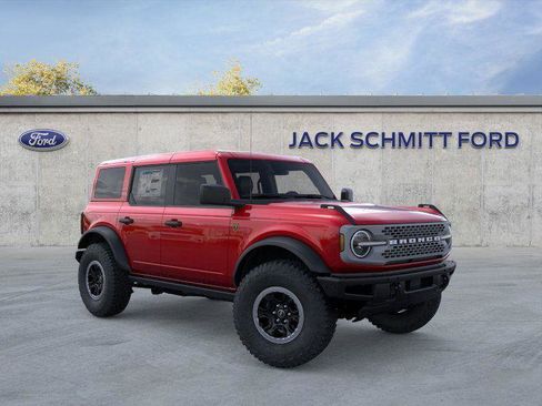 New 2025 Ford Bronco Badlands w/ Sasquatch Package image 7