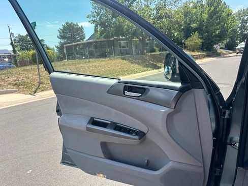 Used 2011 Subaru Forester 2.5X Limited image 22