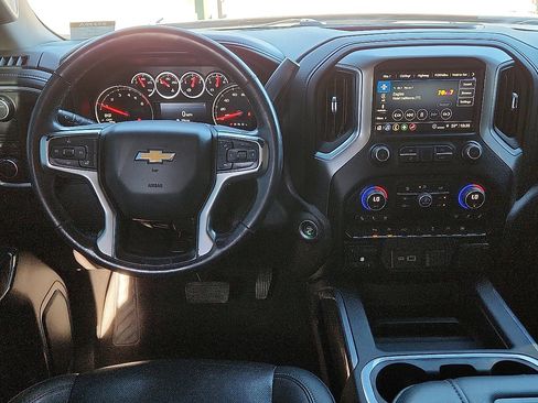 Used 2021 Chevrolet Silverado 1500 LTZ image 6