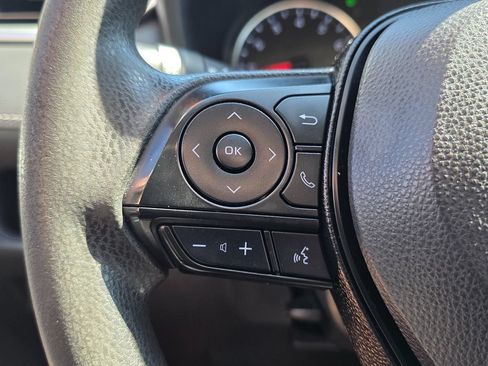 Used 2019 Toyota RAV4 XLE FWD image 31