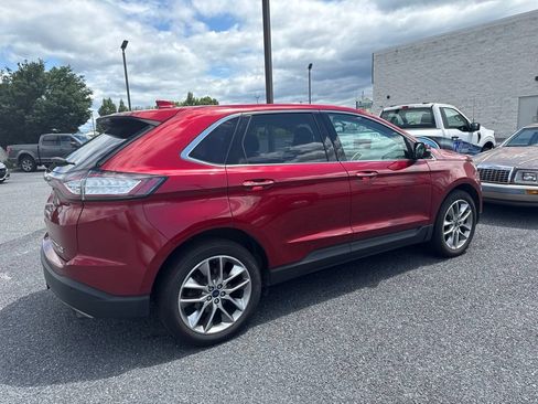 Used 2017 Ford Edge Titanium w/ Equipment Group 301A AWD/4WD image 4