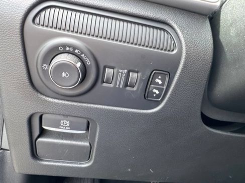 Used 2024 Jeep Wagoneer Series II AWD/4WD image 28