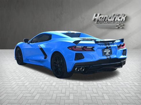 Used 2023 Chevrolet Corvette Stingray Premium Conv w/ Z51 Performance Package RWD image 9