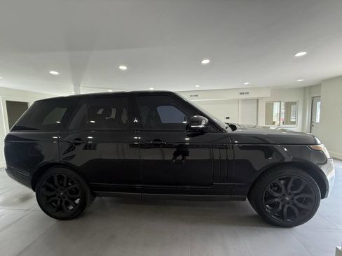 Used 2014 Land Rover Range Rover Supercharged image 7