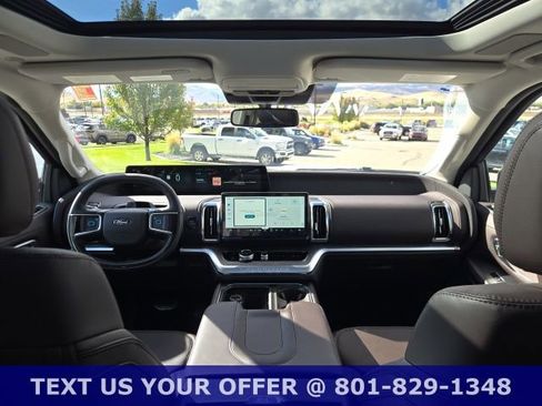 New 2025 Ford Expedition Platinum w/ Platinum Ultimate Package AWD/4WD image 64