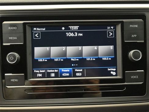 Used 2023 Volkswagen Atlas Cross Sport SE image 20