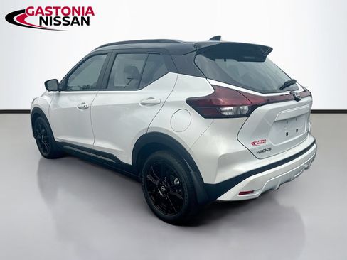 Used 2024 Nissan Kicks SR FWD image 6