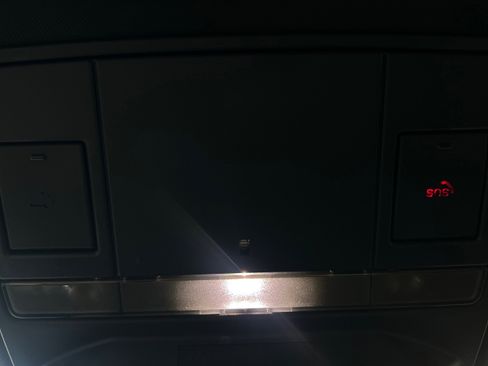 Used 2019 Jaguar F-TYPE Convertible image 90