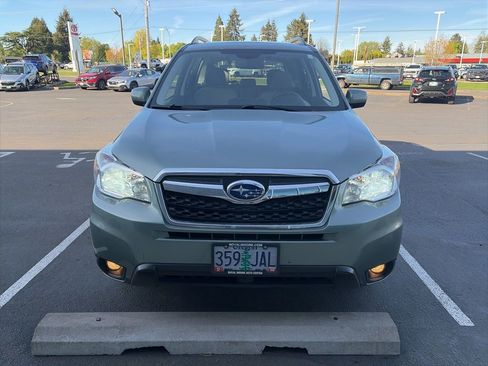 Used 2016 Subaru Forester 2.5i Premium image 1