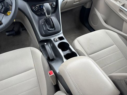 Used 2014 Ford Escape SE w/ Equipment Group 201A image 17