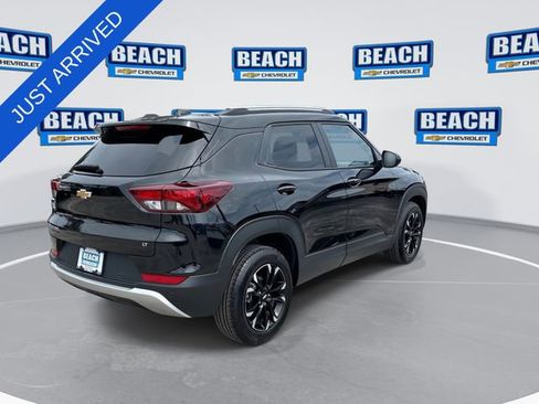 Used 2023 Chevrolet TrailBlazer LT w/ Convenience Package FWD image 8