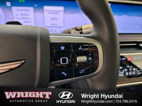 Used 2025 Genesis GV80 2.5T Prestige image 21