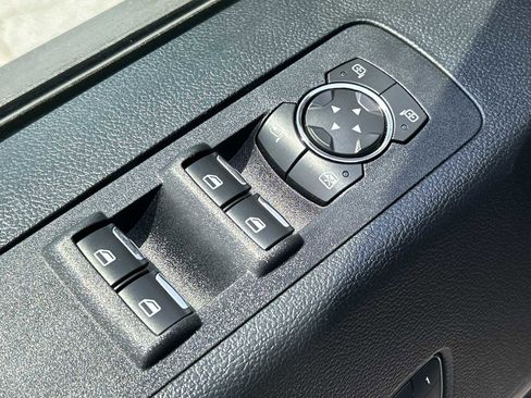 Used 2020 Ford F150 Lariat w/ Equipment Group 502A Luxury RWD image 12