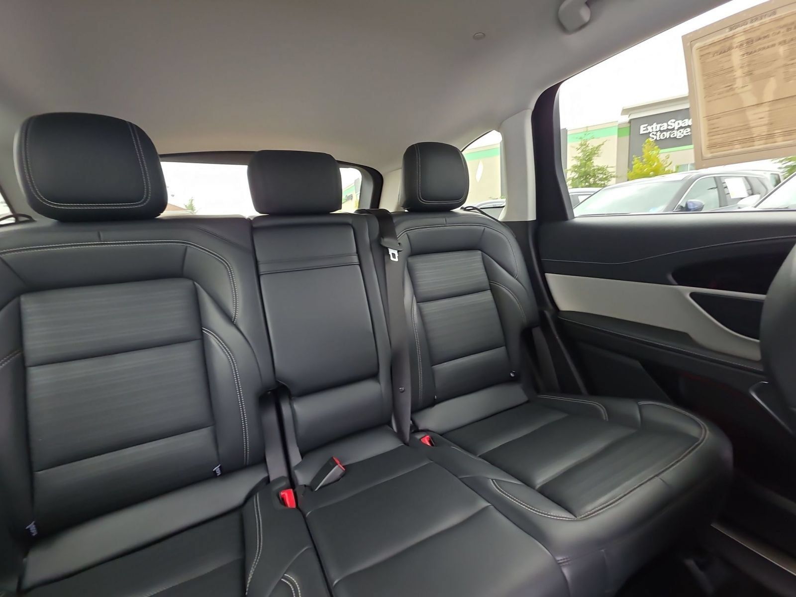 Used 2024 Lincoln Nautilus Reserve AWD/4WD image 30