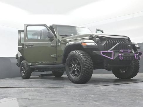 Used 2023 Jeep Gladiator Sport AWD/4WD image 28