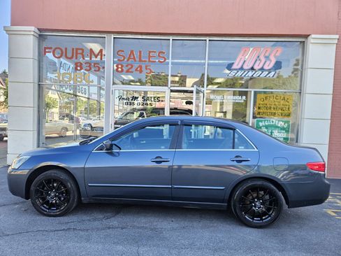 Used 2005 Honda Accord LX image 24