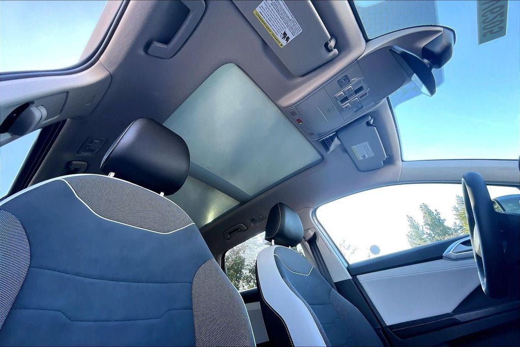 New 2026 Volkswagen Taos SE AWD/4WD image 26