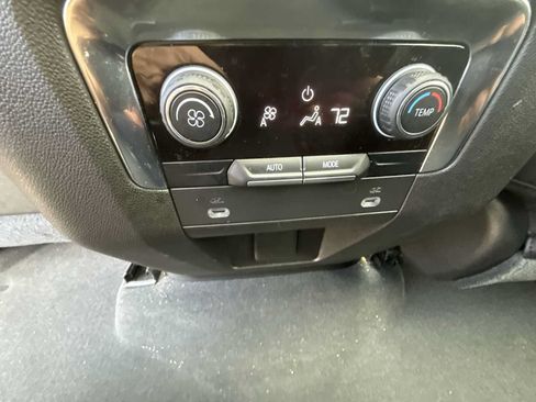 Certified 2021 Chevrolet Suburban Z71 AWD/4WD image 22