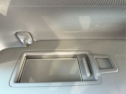 Certified 2025 Volkswagen Jetta S image 15