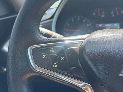 Used 2017 Chevrolet Malibu LS FWD image 29