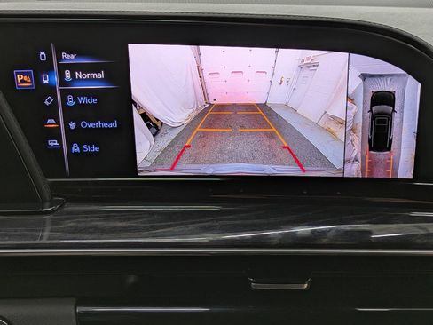 Used 2021 Cadillac Escalade Premium Luxury image 13