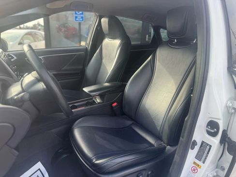 Used 2017 Toyota Mirai image 9