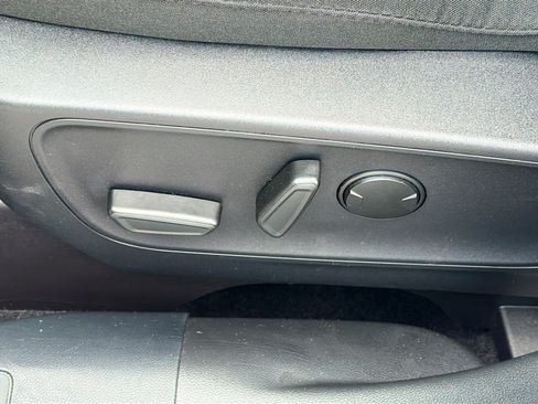 Used 2024 Ford Escape Active AWD/4WD image 24