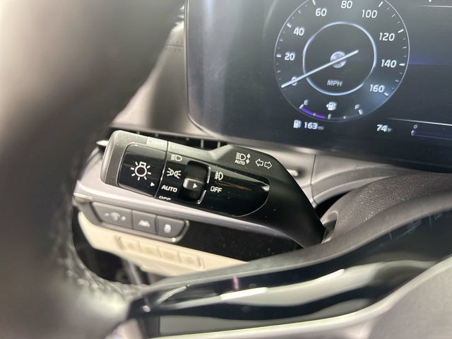 Used 2024 Kia Carnival SX Prestige FWD image 15