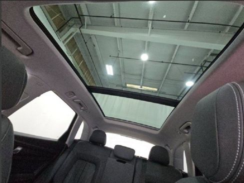 Used 2022 Audi Q5 2.0T Premium Plus w/ Premium Plus Package image 13