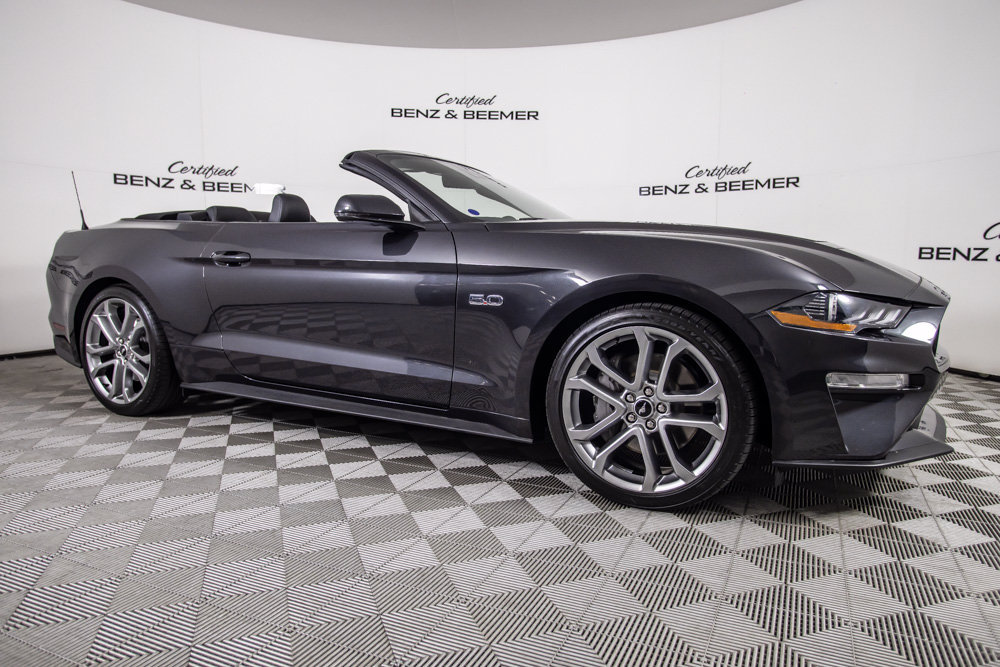 Used 2022 Ford Mustang GT Premium w/ Equipment Group 401A RWD image 3
