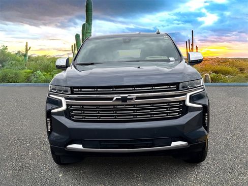 Used 2021 Chevrolet Tahoe Premier w/ Premium Package image 8