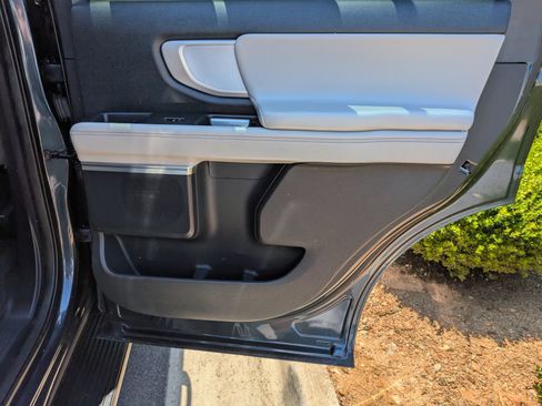 Certified 2025 Ford Expedition Active RWD image 37