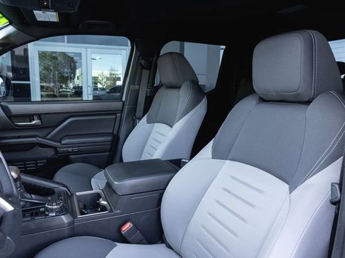 Certified 2024 Toyota Tacoma TRD Off-Road image 11