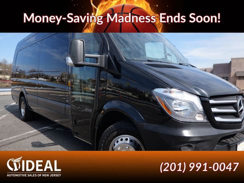 Used 2015 Mercedes-Benz Sprinter 3500 image 1