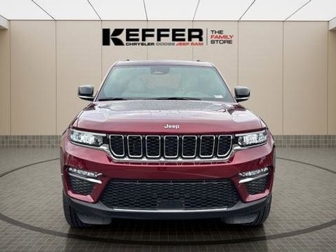 New 2025 Jeep Grand Cherokee Limited image 8