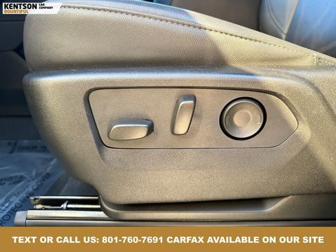 Used 2024 Chevrolet Suburban Z71 image 33