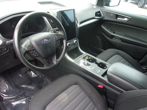 Used 2024 Ford Edge SE AWD/4WD image 8