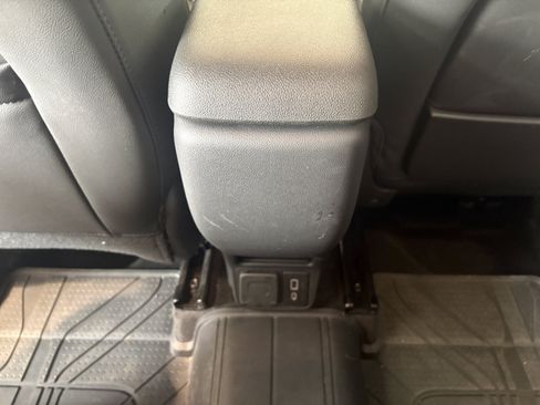 Used 2025 Chevrolet TrailBlazer ACTIV w/ Convenience Package AWD/4WD image 23