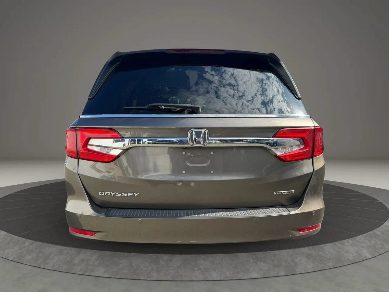 Used 2018 Honda Odyssey Touring image 6