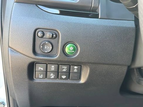 Used 2025 Honda Ridgeline Black Edition image 32