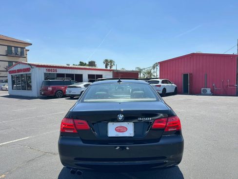 Used 2011 BMW 328i Coupe RWD image 5
