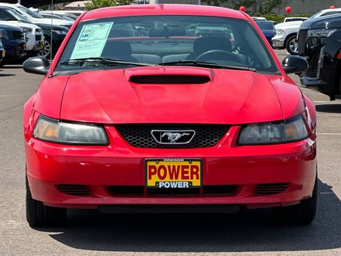 Used 2004 Ford Mustang Coupe RWD image 9