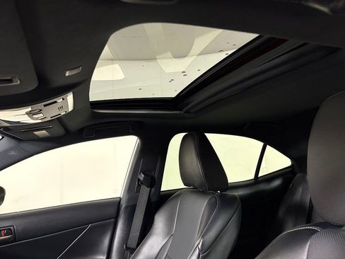Used 2020 Lexus IS 350 F Sport w/ F Sport Package RWD image 35