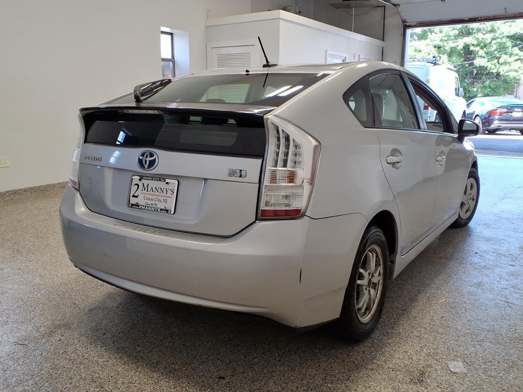 Used 2010 Toyota Prius IV Hatchback 4D w/ Preferred Accessory Pkg FWD image 4