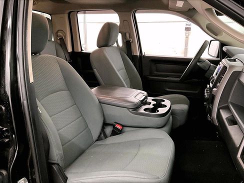 Used 2018 RAM 1500 Express image 8