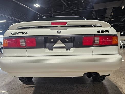 Used 1991 Nissan Sentra SE-R image 31