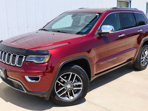 Used 2017 Jeep Grand Cherokee Limited w/ Luxury Group II AWD/4WD image 1