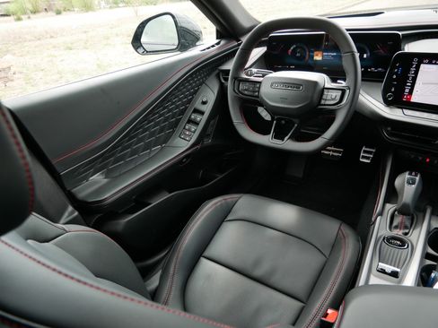 New 2026 Dodge Charger R/T AWD/4WD image 9