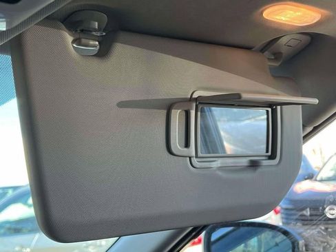 Used 2023 Nissan Rogue SV w/ SV Premium Package image 28