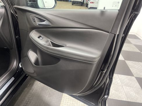 Used 2023 Buick Encore GX Select w/ Sport Touring Package image 25